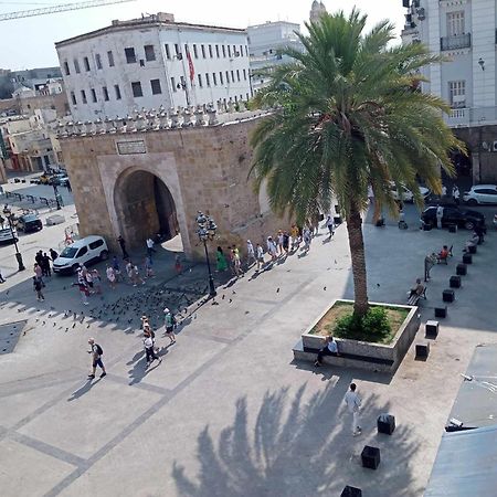 Hotel Marhaba - Beb Bhar Tunis Exteriör bild