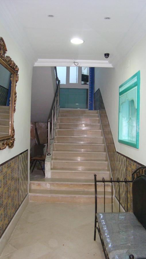 Hotel Marhaba - Beb Bhar Tunis Exteriör bild